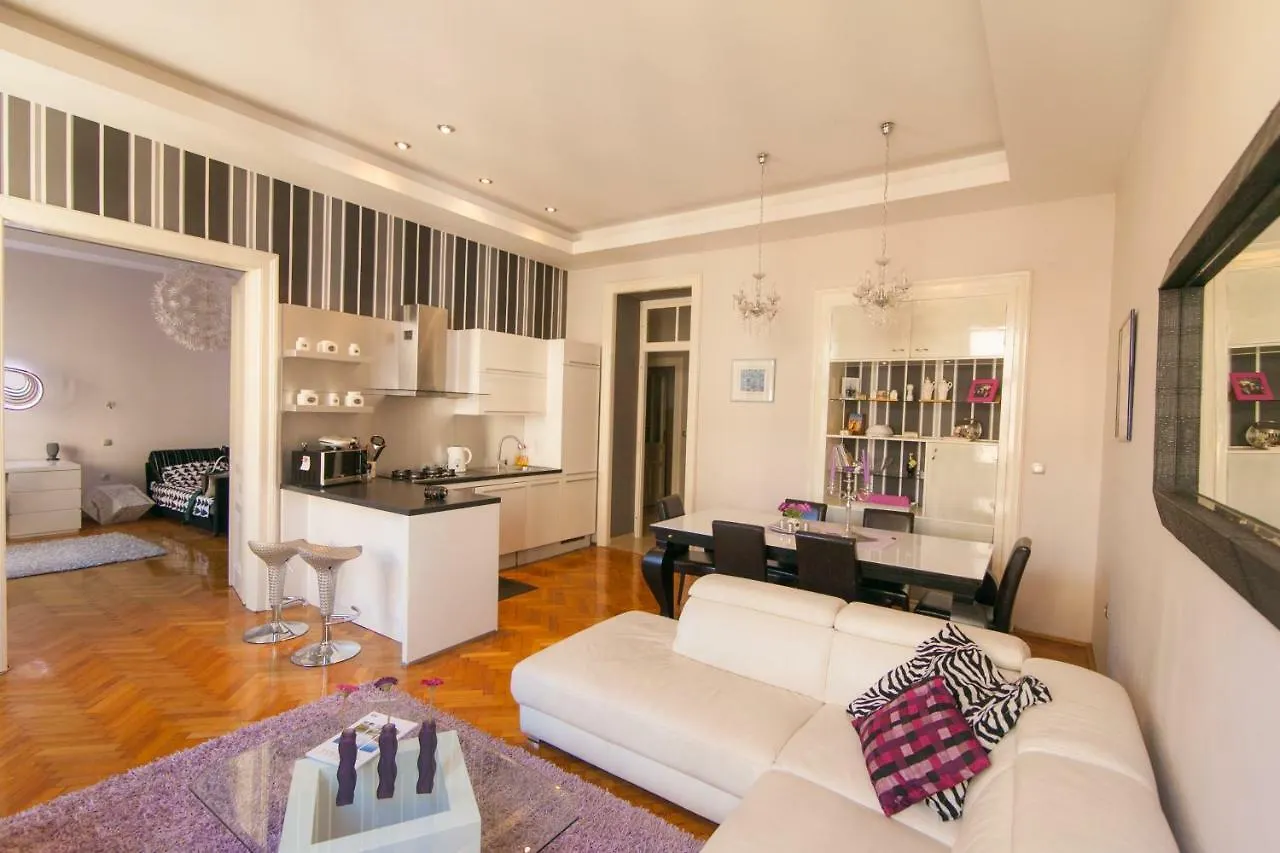 Apartment Luni Rijeka Croatia